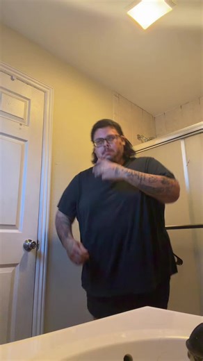 @Brazeros Musical Oficial La Abeja 🐝 Miope