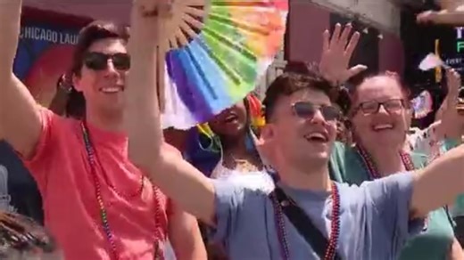 2025 Chicago Pride Parade prevails through heat and drizzle