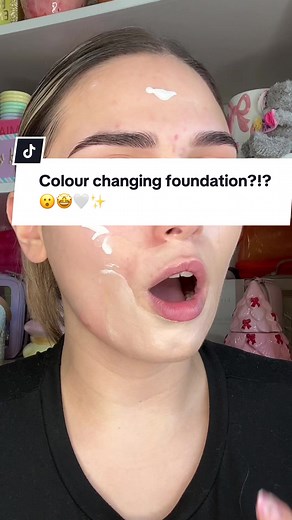 Amazing Colour Changing Foundation from Meroda
