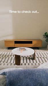 Check out our new OLED TV with Anti Glare Technology less reflection, less glare, no distractions. #AntiGlare #OLED #SamsungOLED | Samsung