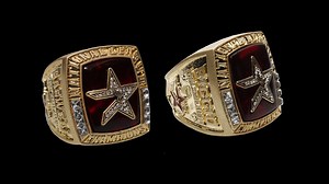 Astros to give away replica 2005 National League championship rings to ticket buyers