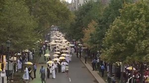 149 shares · 33 comments | So beautiful. Thousands of priests offered communion on the parkway. Brought many to tears. #6abcAction | Sarah Bloomquist | Facebook