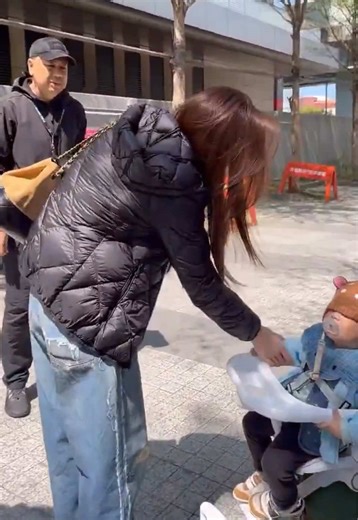 Tickling Playtime with Miu and Lena