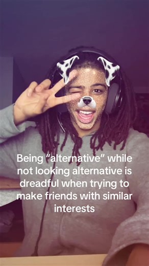 Tried putting a guy onto a screamo band I liked at the gym, and he said “screamo? I think I’ve heard of them” that day I decided to never approach anyone. #fyp