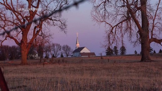 A pipeline company filed hundreds of lawsuits against landowners. Now its project is threatened