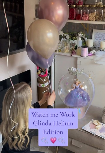 Glinda Edition: Choosing Helium Balloon Colors
