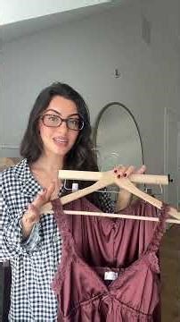 What to Wear Getting Ready on Your Wedding Morning (Bride + Bridesmaids)