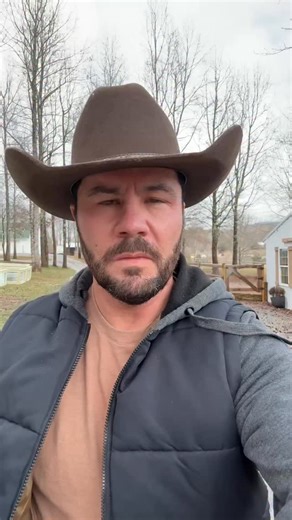 I just rebuilt my entire wholesale contract suite for 2026. Not because I wanted to…Because regulation forced me to. Right now, 20 states have passed some form of wholesale regulation — and I’m tracking 9 more bills moving through legislation. Some states now require: Specific disclosures 3-day notices Cancellation windows Principal-capacity clarification. If your contracts don’t address that…You could be out of compliance. So I took my 20 years of contracts, compared them against every current 