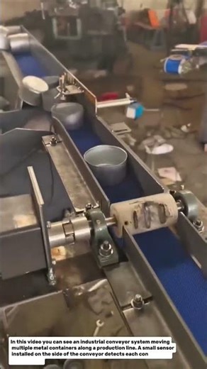 Automatic Container Detection on Conveyor | Smart Factory Sensor Technology.