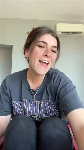 Cleaning Dirty Sneakers: Tips for Effective Care