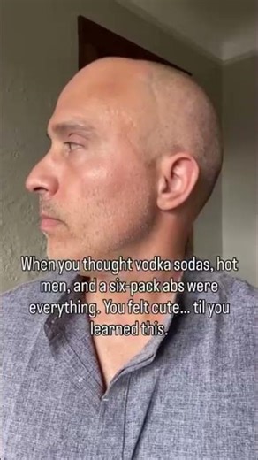 6-Pack Abs & Designer Jeans | #gayculture