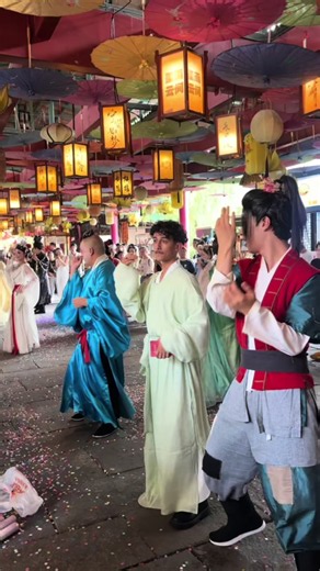 انصح في زياره هذا المكان فعالياته ماتخلص #الصين #viral #fyp #china | Things To Do In China