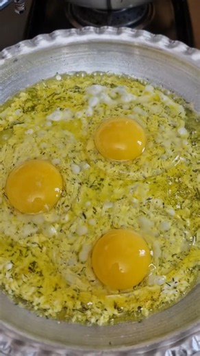 Authentic Iranian breakfast 👌😋