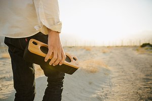 自然素材のワイヤレススピーカー『GET TOGETHER MINI』 - House of Marley（ハウス・オブ・マーリー）｜KANJITSU DENKI CO.,LTD