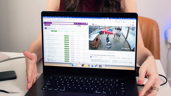 Work smarter with Chrome's split view feature