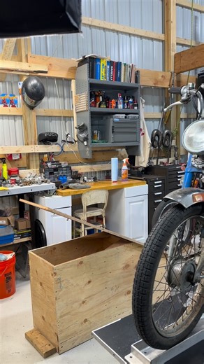 Next up! Quick refurb on this 1980 Puch Maxi MKII Autoshift. Want to see how I refurbish bikes with more detail? Check out my YouTube channel! Search for RestoCycles on YouTube! Subscribe to my instagram for the best odds on our monthly giveaways! Check out my website to see what bikes I have for sale and what parts I have listed. RestoCycles.com •Tiktok - @RestoCycles •YouTube - @RestoCycles •Facebook - @RestoCycles •Twitter - @RestoCycles •Discord Link - https://discord.gg/tWmDtWUwFf 🔥Check e