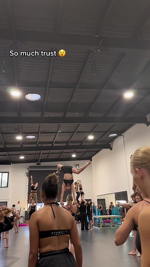 Because why just walk across the stage? #acro#acrobatics#handstand#handbalance#partnerstunt#flexibility#circus#circusarts#trick#dance#dancer#maledancer#contemporary#lyrical#jazz#hiphop#ballet#goldcoast#dynamitestudios