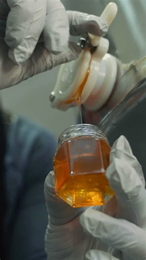 The Valley Hive on Instagram: "Working with bees reminds us why we’re here - for each other. 🫶🏼 At the Valley Hive, we have something for anyone who’s bee curious. Our beginning Beekeeping Course and Beekeeping Experience offer hands-on time with the hive, guided by a master beekeeper. Now’s your chance to enroll and book your experience in the hive ✨ #beekeeping #rawhoney🍯 #savethebees"