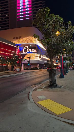 Downtown las vegas night scenes #lasvegas #downtown #fremontstreet #TravelTips | J Cortez Traveler