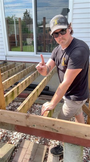 FACT Even existing joists deserve protection. ☔️ FAIT Même les anciennes solives ont droit à une protection. ☔️ #frontnordconceptions #patio #deckbuilding #renovation #wood