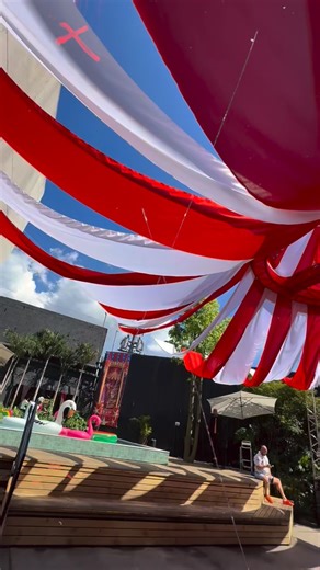 High Pool Party on Instagram: "COMEÇAMOS ! HIGH POOL DE CARNAVAL"