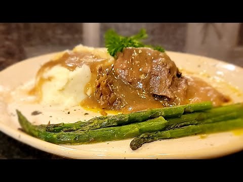 How to make Boneless Beef Chuck Roast (melts in your mouth) 😋 super tender