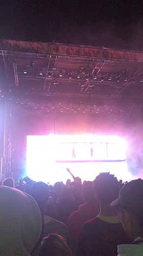 Kids see ghost at Camp Flog Gnaw 2018 #kanyewest #kanye #kanyewestlover911 #kidcudi #cudi #kidsseeghosts #cfg #campfloggnaw #campfloggnaw2018