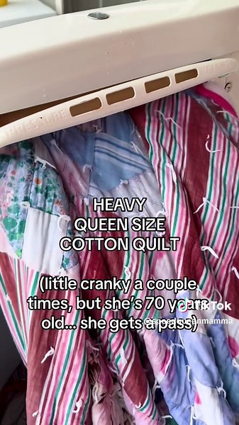 Vintage Laundry Wringer Washer Demonstration