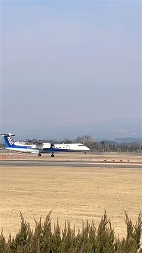 2026.3.30 函館空港 ANA WINGS ボンバルディア DHC-8-400