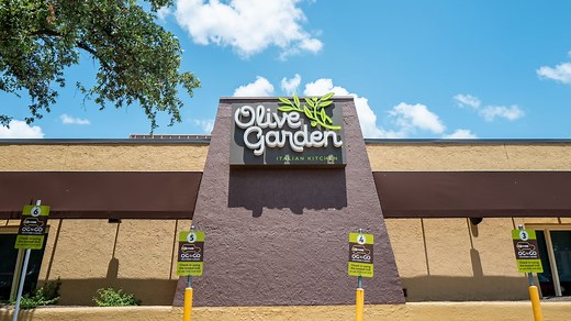 What time does Olive Garden open on Veterans Day 2025? Freebies, deals for veterans and military members