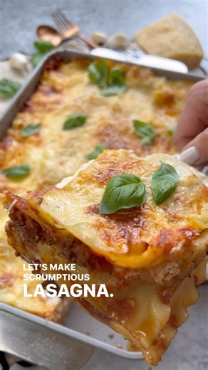 Italian Lasagne- my father lived in Italy for a few years and when he returned home this is the way he thought me to make lasagne and I think it’s absolutely scrumptious. Ingredients: 16 oz lasagne sheets @pasteneusa 1 lbs ground beef 28 oz can ground peeled tomatoes @pasteneusa 1/2 cup water; rinse the tomato can 1 yellow onion, chopped 2 garlic cloves, crushed 1 tsp Italian seasoning 1 tsp salt or to taste Black pepper, to taste 1/2 cup red wine 3 tbs olive oil for sauté 1 tbs fresh parsley, c