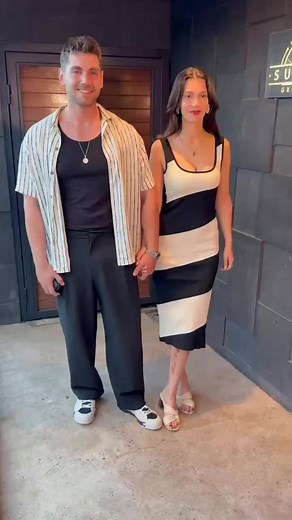 145K views · 7.7K reactions | Emre Bey and Holofernes see the woman is Gulprand. . . . . #insta #instagram #instagood #instadaily #love #instalike #like #follow #photography #photo #photooftheday #viral #likeforlikes #trending #picoftheday #instamood #india #fashion #likes #nature #followforfollowback #happy #instapic #style #explore #life #model #explorepage #art #AllTurkishDramaTV | All Turkish Drama TV | Facebook