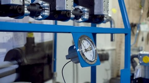 clip-3962092005-manufacturing-hydraulic-cylinders-step-by-step-process ...