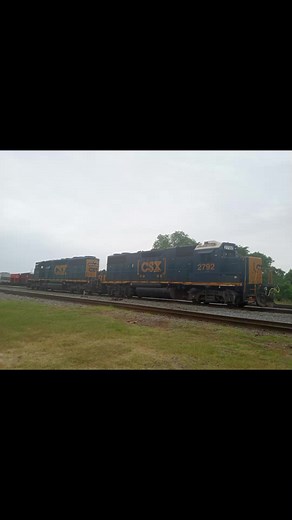 CSXT #4004 EMD SD40-3 & #2792 EMD GP38-2 at Thomasville GA Yard 5-9-25 #railfaning 🤓🚂 | Ben Peavy