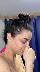 Me caí del escenario en pleno show en vivo y me lastimé la espalda, visité al medico y me dieron terapia, fue un gran susto y todo quedó documentado | Violeta Isfel