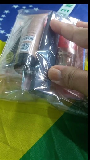 LEST GO! #shorts #makeup #makeupunboxing #unboxing