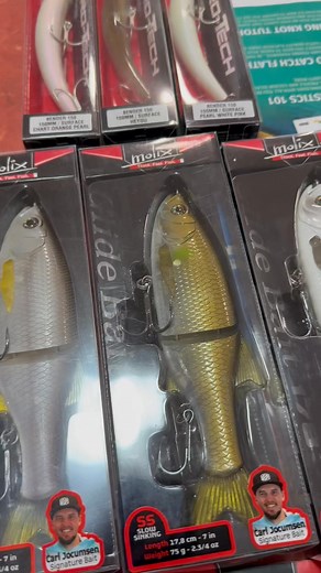 Bass Strait Bait & Tackle Lakes Entrance on Reels