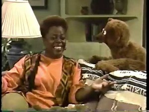 Sesame Street episode 3018 Goldilocks is absent from daycare (full sence)