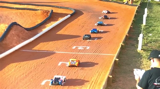 4wd Short Course 10车短卡比赛