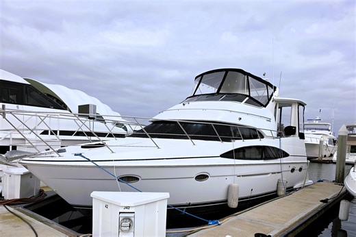 Used 2001 Carver 396 Aft Cabin Motor Yacht, 92101 San Diego - Boat Trader