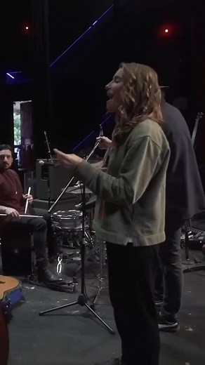 Back on the road! Barefoot & Pregnant in Raleigh tonight, then Raleigh, Baltimore and NYC with @Zac Brown Band this weekend 🙌🏼 #carolinejones #countrymusic #tour #livemusic #zacbrownband