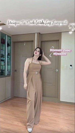 Unique Tie-Neck Camel-Colored Elastic Wide-Leg JumpsuitUse