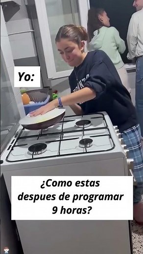 Yo después de programar 9 horas de golpe #programacion #desarrolloweb #codigo