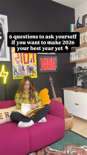 ✨MY FAVE NYE RITUAL✨ Answer these 6 questions to make 2026 your best year yet ⤵️⁠ ⁠ I do this journal exercise at the end of every year and I LOVE IT. ⁠ ⁠ I always walk away with the clarity, focus & direction I need to *intentionally* ring in the New Year with the right mindset 💪 ⁠ ⁠ 💕 Want to try it with me?⁠ ⁠ Grab a journal, light a candle and reflect on the following questions…⁠ ⏬⁠ ⁠ ✨ Question #1 – What would have to happen in 2025 to make it your best year ever? ⁠ ⁠ ✨ Question #2 – What