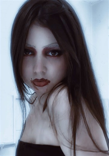 🧛🏻‍♀️👑🩸🦇 Princess #vampire #model #makeup #vampiregirl #gothic