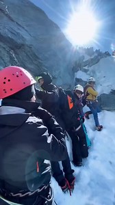 Escalando el Pico Bolívar en Invierno por la Ruta Weiss. Sierra Nevada de Mérida. Año 2023. 🎥 y Texto: @betaniapadillag Disfruta de las: "Nieves del Caribe" #Mérida #sierranevadademerida #viajaconsierranevada #nevada #picoespejo #picobolivar #RutaWeiss #Nevada #venezuela 🏔️🇻🇪🙂 | Sierra Nevada de Mérida