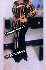 🔥 Robe en velours perlée 🔥 Les couleurs disponible : Noir - bleu - Bordeaux - vert ☎️ 06 75 52 38 82 🚚📦 Livraison disponible 58 wilayas | Madame chic