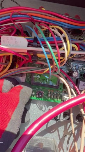 Who else hates the JCI startup delays? 😵🤣 How do you bypass these? Here’s what I figured out. LMK what you know! 👇 Happy HVACing 🤙 #hvac #hvacservicetech #hvacapprentice