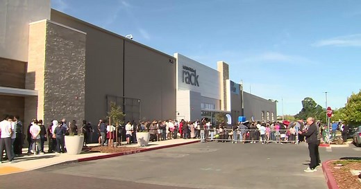 Shoppers eagerly await opening of new Nordstrom Rack in Elk Grove