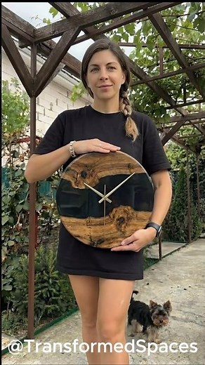 Modern Black Epoxy & Wood Wall Clock | DIY Home Decor Ideas